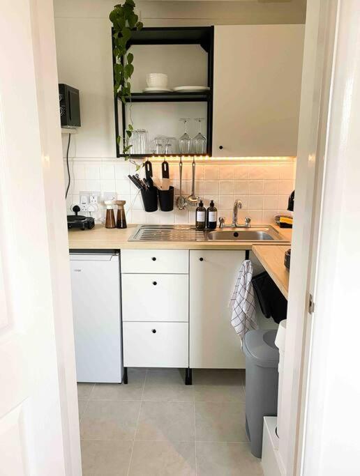Cozy Studio Near Train Station Cambridge-i reptér Kültér fotó
